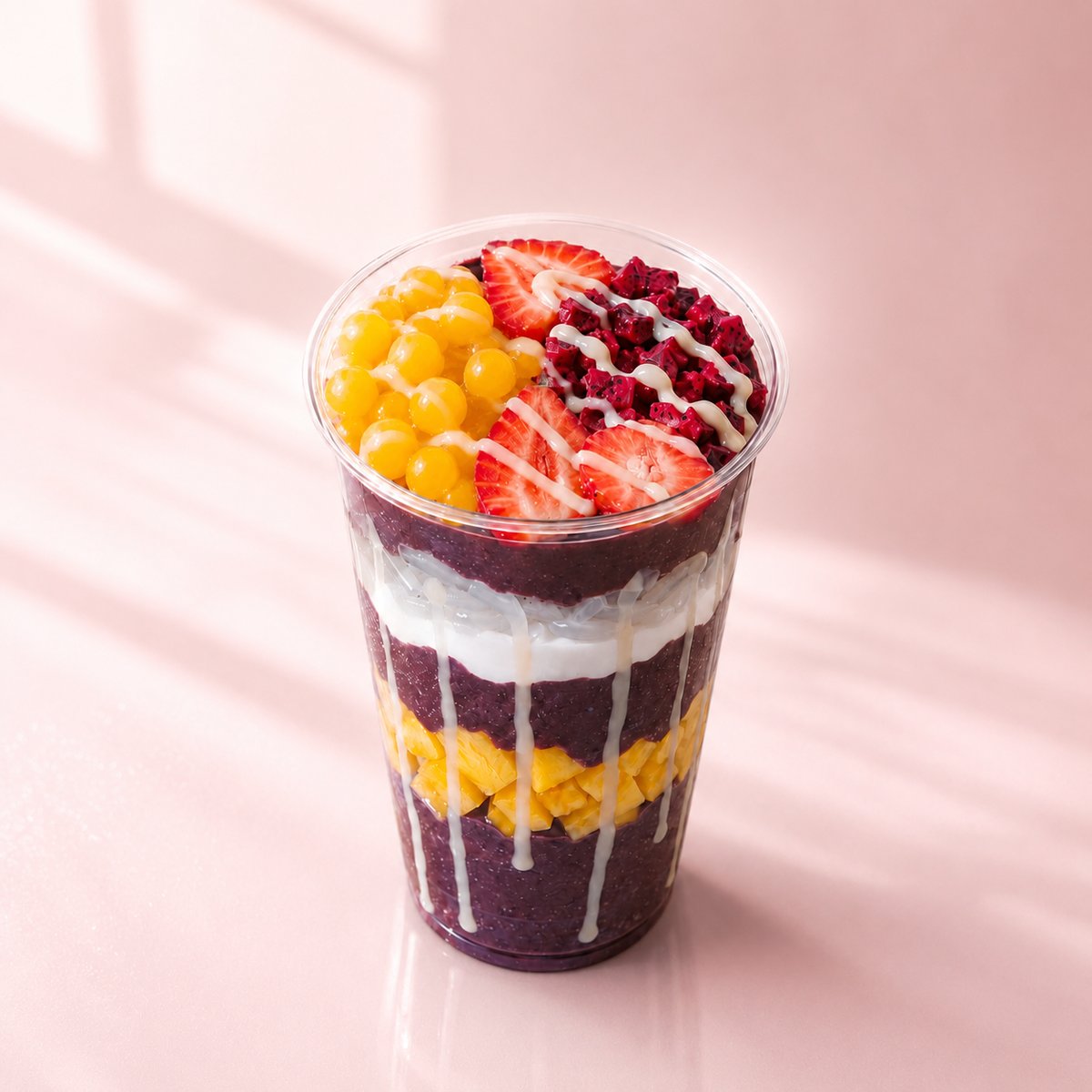 summer friday açaí bowl — mango coconut drachenfrucht bei tea99 frankfurt